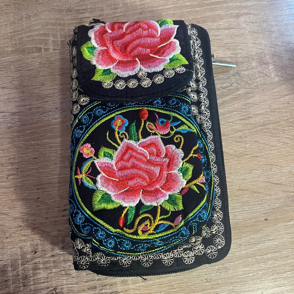 Floral Embroidered Wallet/clutch
